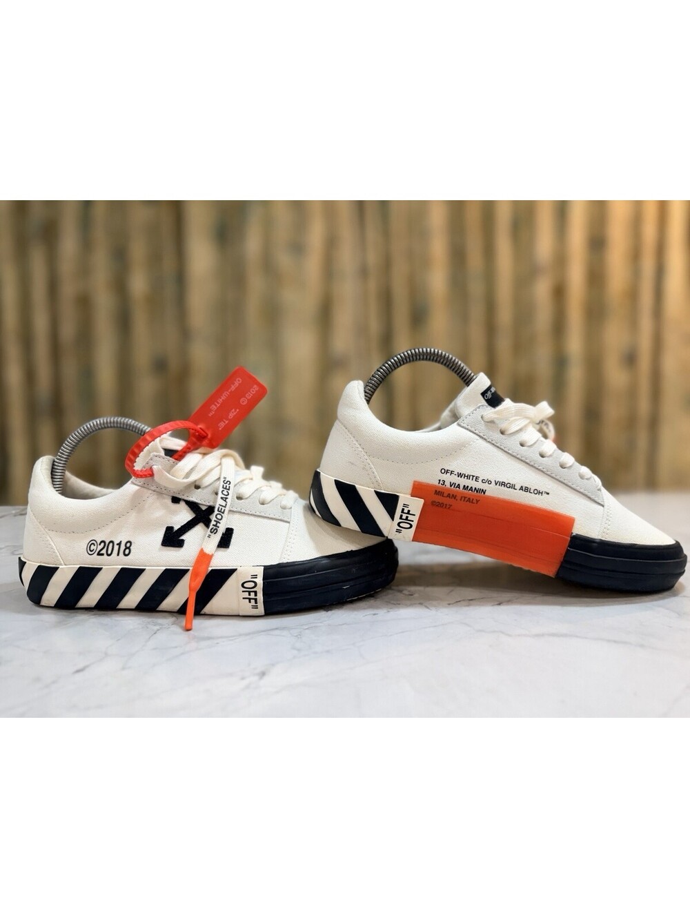OFF-WHITE Vulcanized Low White Black EU 38 Virgil Abloh Zip Tie Sneakers